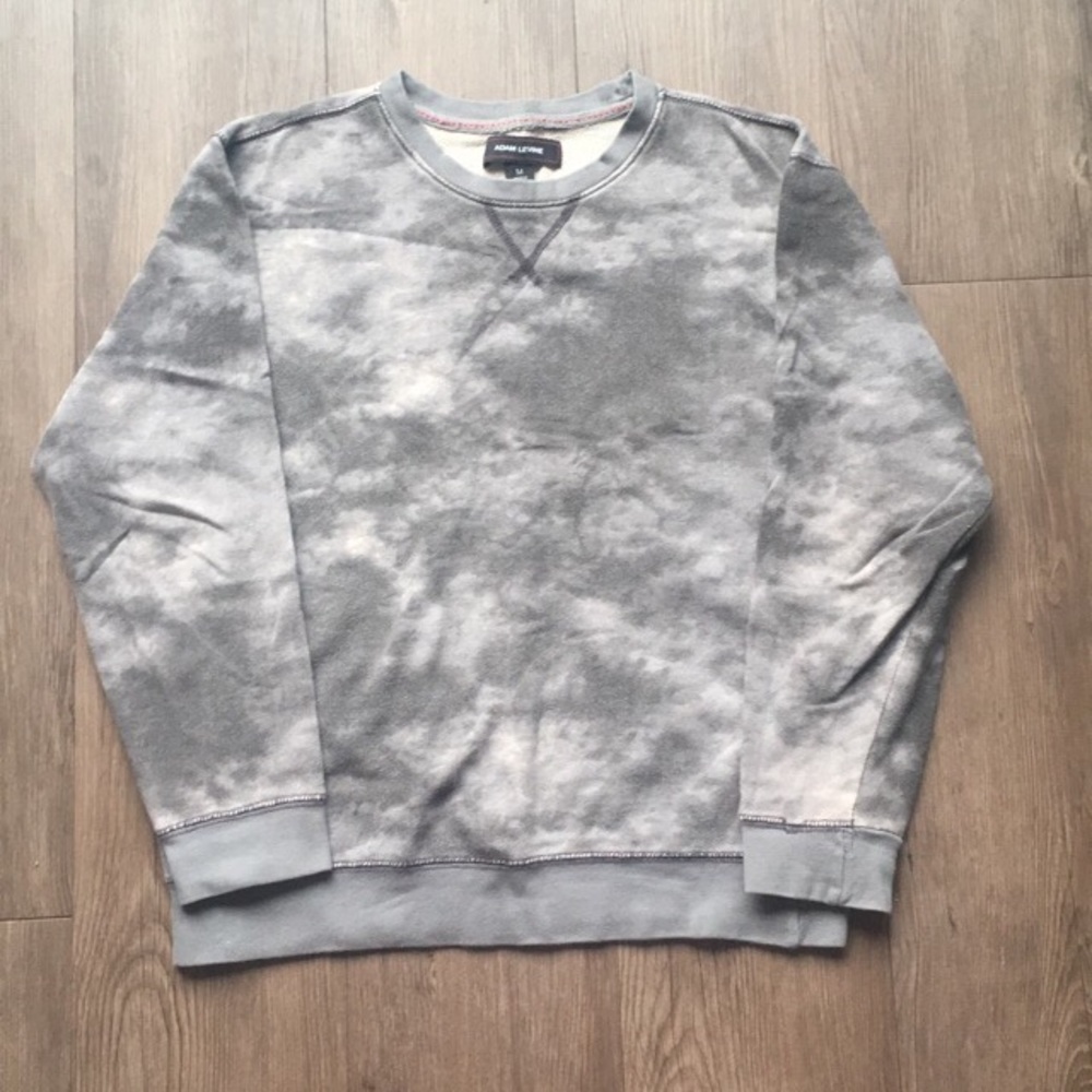 Grey crew neck sweater